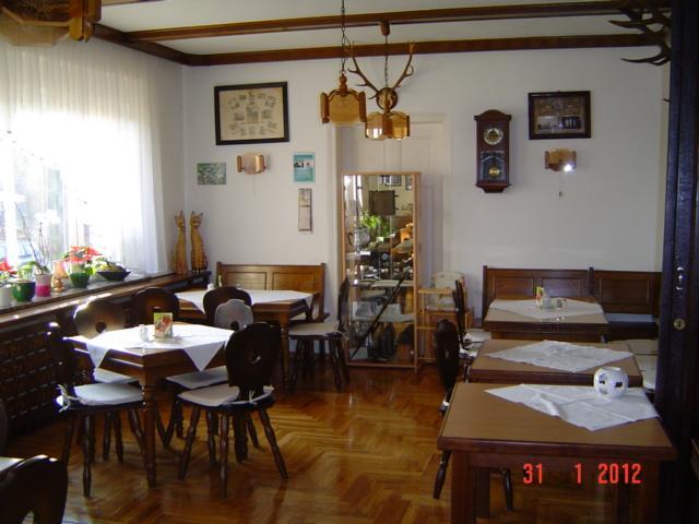 Landgasthof Simke Hotel Rietz Neuendorf ภายนอก รูปภาพ